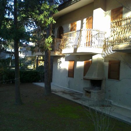 Villa Ofelia Lignano Sabbiadoro Kültér fotó